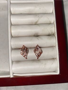Rose Gold Wave Crystal Stud Earrings - Women Jewelry
